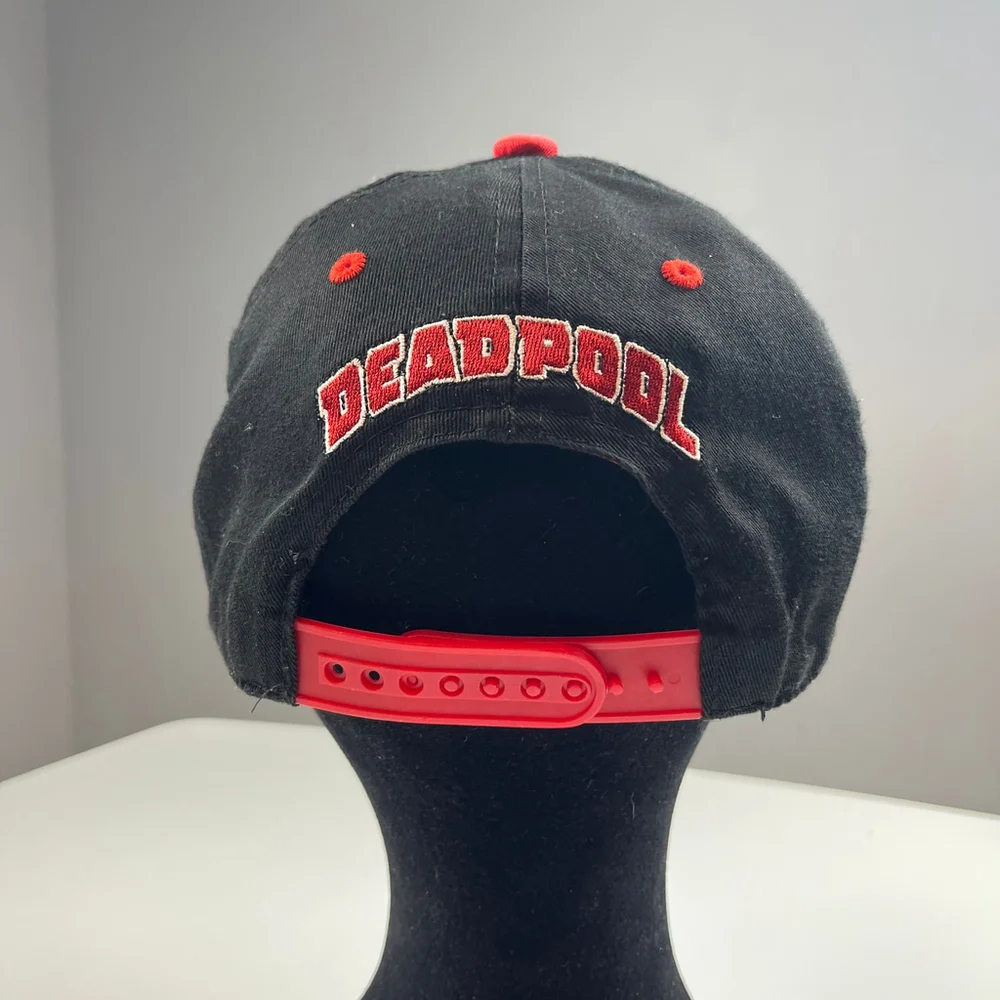 Marvel Deadpool embroided hat snapback red black one size fit most run small - Picture 4 of 6